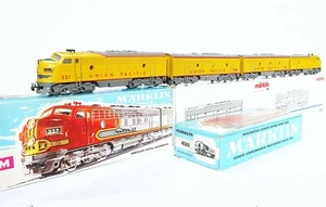Marklin AC HO USA UNION PACIFIC EMD F7 DIESEL 4-UNIT LOCOMOTIVE 3061 + 4061 MIB! - Picture 1 of 12
