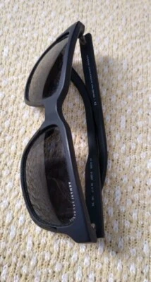 Gafas de sol unisex Armani Exchange AX4026S (56 17 140) SOLO MARCO CUADRADO NEGRO Foto 1 de 4