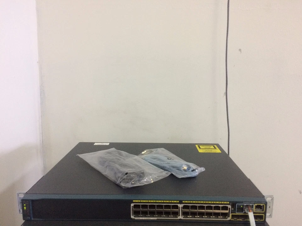 CISCO WS-C2960S-24PS-L 24-Port Gigabit POE+ Switch 2960-S  ios-15.2 WEB Intrface - Image 1 of 4