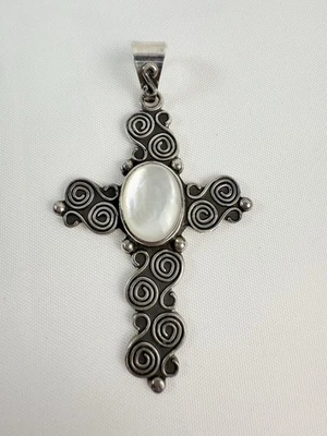 Mark Wasserman Samara 纯银珍珠母漩涡十字架吊坠 — 第 1/4 张图片