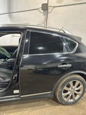 08 09 10 11 12 INFINITI EX35 puerta trasera izquierda Foto 1 de 4