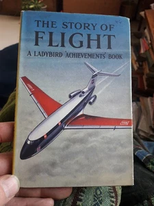 VINTAGE  LADYBIRD BOOK THE STORY OF FLIGHT. Series 601. HARDBACK.  - Bild 1 von 9
