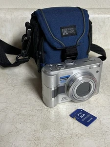 Panasonic Lumix DMC-LZ3 Digital Camera 5 MP Silver Camera With Case & SD Card - Picture 1 of 9