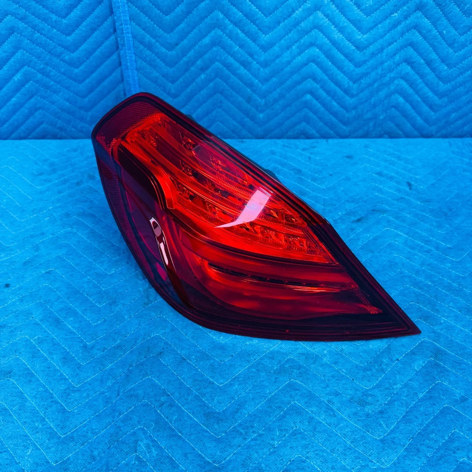 2012–2017 BMW 650i xDrive Left Rear Quarter Tail Light OEM 63217210577 - Image 1 of 4