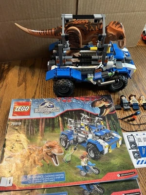 LEGO Jurassic World 75918 T. Rex Tracker 100% Completo con Figuras y Manuales Foto 1 de 4