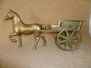 A VINTAGE ARTICULATED BRASS PONY & TRAP FIGURINE. A MINIATURE BRASS HORSE & TRAP - Picture 1 of 8
