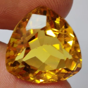 Large Yellow Citrine 17.70 Ct. Trillion Cut Loose Gemstone Ring Pendant Bracelet - Picture 1 of 6