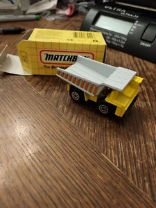 MATCHBOX MB9 FAUN DUMP TRUCK EARTH MOVER SILVER DUMP NOS VINTAGE 1989 - Picture 1 of 5