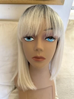 Peluca de tapa limpia modelo modelo. Estilo número 15. Color OT613. Nuevo con etiquetas Foto 1 de 4