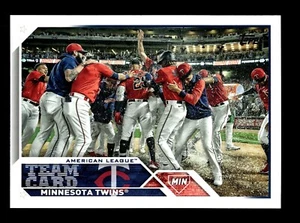2023 Topps Series 2 Minnesota Twins Team Card #382 - Picture 1 of 2