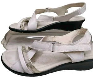 Ecco Felicia sandalo donna US 11 bianco e argento con zeppa e cinturino  - Foto 1 di 14