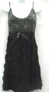10 SCHWARZ, SILBER PERLEN PAILLETTEN OBERTEIL, DÜNNE TRÄGER, RÜSCHEN SPITZE ROCK, KLEID KIVENSE - Bild 1 von 7