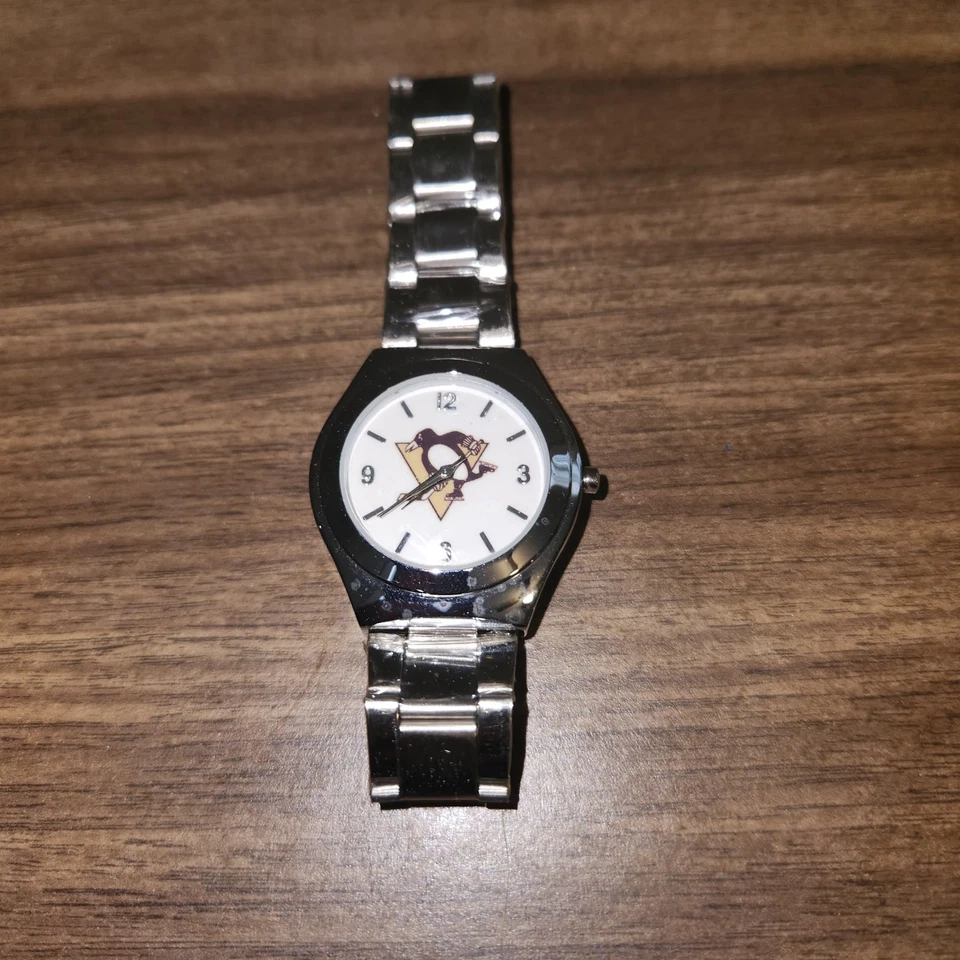 Men's Nhl Pittsburgh Penguins Watch NOS Battery Dead *Still Covered W Plastic  - Image 1 of 4