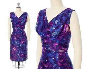 Vintage 1960s 60s SUZY PERETTE Silk Rose Floral Print Blue Wiggle Cocktail Dress - Picture 1 of 14