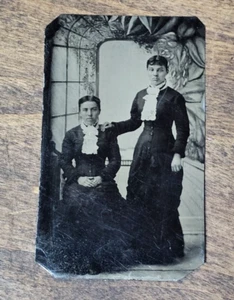 Antique Tintype Victorian Beautiful Sisters Love Twins 3" x 2" - Picture 1 of 3