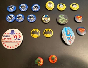 2 Vintage 1960s Batman Buttons (Metal/Pinbacks) + 17 More Batman/Superman++ - Picture 1 of 8