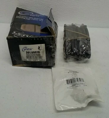 Комплект первоклассных дисковых тормозных колодок 301.09970 Centric Parts подходит для Chrysler Pacifica 2004-2008 годов выпуска - Изображение 1 из 4