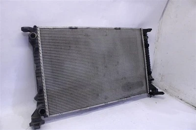 RADIATOR Audi Q5 A4 A5 A6 2009 09 2010 10 2011 11 2012 12 Auto 1287331 - Image 1 of 4