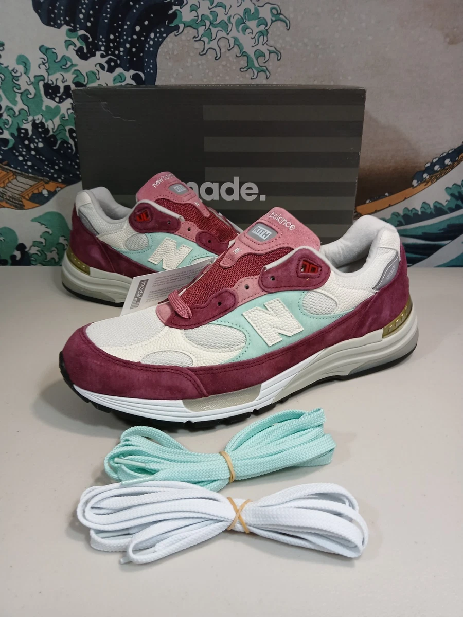 KITH × New Balance 992 Kithmas Burgundy New Balance x Kith 992 Made in USA 'Kithmas Collection - Burgundy