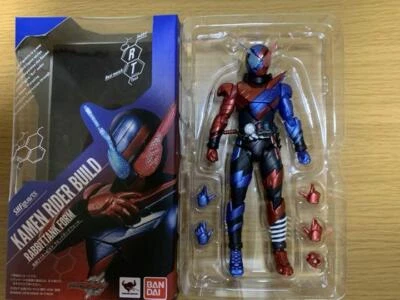 Figura de acción S.H.Figuarts Kamen Rider Build Rabbit Tank Form BANDAI Foto 1 de 2