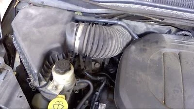 Conjunto de filtro de aire usado se adapta a: Chrysler Town & Country 2014 grado A Foto 1 de 4