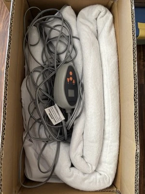 Beautyrest Cotton Deep Pocket Heated Mattress Pad-20 Heat Settings -White -Queen - Image 1 of 4