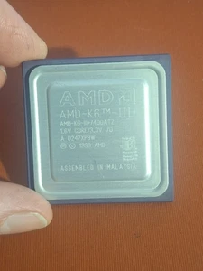VINTAGE CPU K6-III+ 400 AFR AMD PROCESSOR PGA 168 RETRO PC SOCKET SUPER 7 - Foto 1 di 3