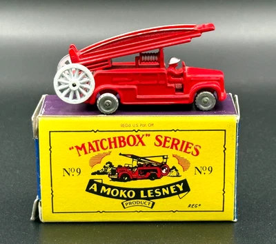MATCHBOX ORIGINALS #9 DENNIS FIRE ENGINE, REISSUE 1992-3, NEAR MINT TRUCK & BOX! - Image 1 of 4