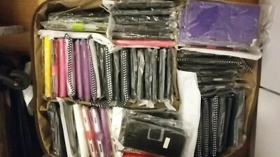 220 × Fundas para teléfono billetera de cuero y 110 × fundas de plástico para varios teléfonos Foto 1 de 4