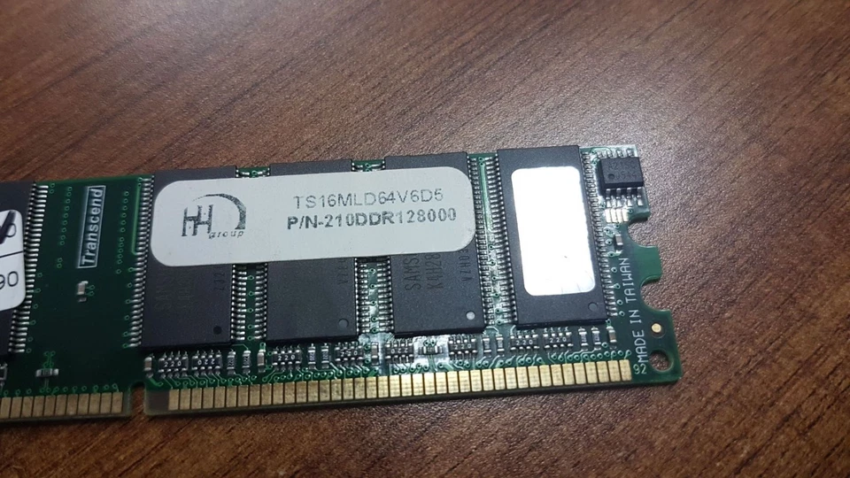 TRANSCEND TS16MLD64V6D5 128MB DDR266 DIMM (16Mx64 DIMM /16Mx8/CL2.5) - Image 1 of 1