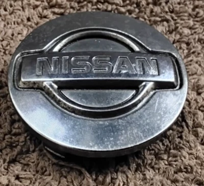 Nissan Maxima, 240SX, 1991 ,1992, 1993, 1994 - 2001, 2.125-inch, Chrome Cap Foto 1 de 4