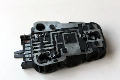 Soporte bombilla luz trasera izquierda trasera izquierda audi b2 tipo 85 4000 gte 443945221 Foto 1 de 4