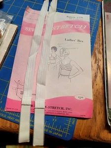 Sew Knit n Stretch Muster 230 Damen BH Gr. 38 A,B,C mit BH-Trägern Neu aus altem Lagerbestand - Bild 1 von 3