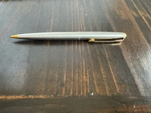 Matita meccanica vintage anni 70 Parker 45 Flighter acciaio inox bordo oro - Foto 1 di 6