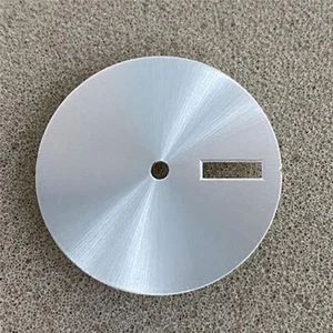 Piezas de repuesto de esfera de reloj con patrón de sol de metal para pieza de movimiento NH35/NH36/4R/7S - Imagen 1 de 27