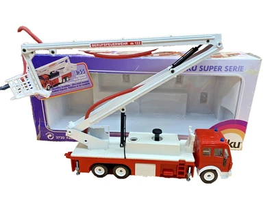 Siku 3720 Mercedes Simon Snorkel Fire Engine – Super Serie 1:55 – Boxed Vintage - Image 1 of 4