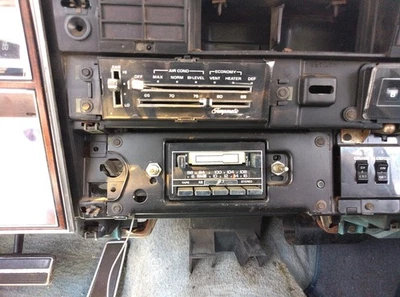 Oldsmobile Cutlass Delta 88 98 1978-85 raro control de clima automático temperatura Foto 1 de 4