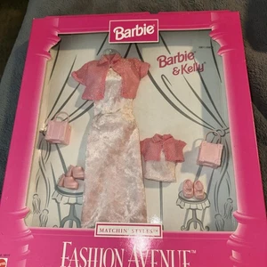 Barbie and Kelly Fashion Avenue Matchin' Styles 17292 NIB 1990s - Picture 1 of 1