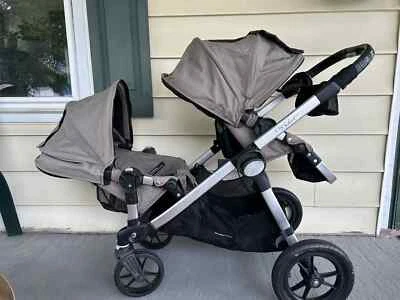 Cochecito doble Baby Jogger City Select | Cochecito de bebé con 16 formas de montar Foto 1 de 4