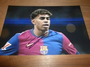 LAMINE YAMAL signed 12x8 PHOTO BARCELONA SPAIN + COA - Picture 1 of 2