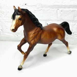 Vintage 69-83  BREYER COLLECTIBLE HORSE TOY 124 RUNNING MARE SUGAR - Picture 1 of 3