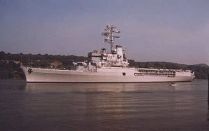 JEANNE D`ARC. Crucero con cubierta de vuelo. Plano de construcción. Archivo de modelismo Paul Stamm - Imagen 1 de 2