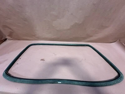 Junta de sellado del parabrisas trasero OEM BMW E10 2002 2002tii 1802 1602 88 k millas Foto 1 de 4