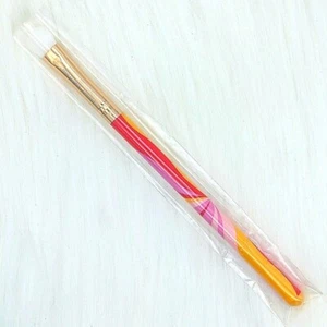 SLMISSGLAM Retro Eyeshadow P12 Makeup Brush - FULL SIZE - Brand NEW - Picture 1 of 2