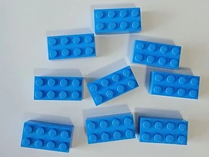 LEGO 3001 Brick 2 x 4 Dark Azure, 9 Pieces - Picture 1 of 1