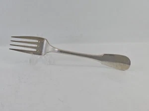 Tenedor para ensaladas Cluny by Christofle plateado 6 1/2" - Imagen 1 de 4