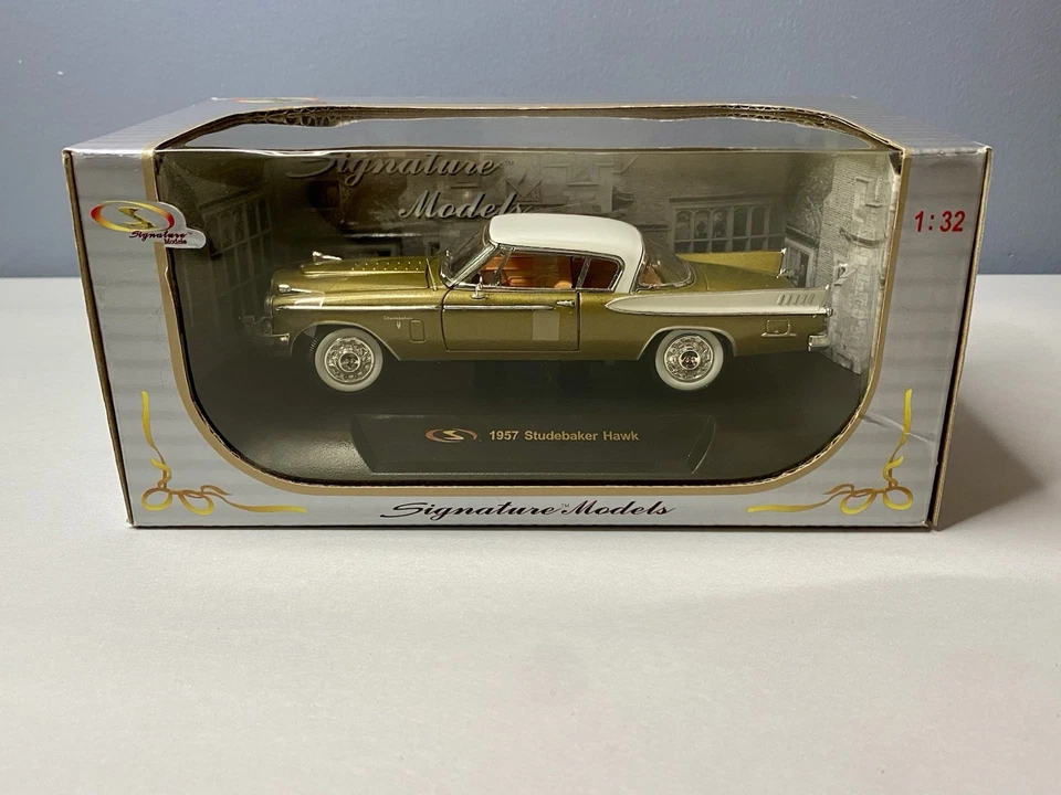 Signature Models 32399 1:32 Die Cast 1957 Studebaker Golden Hawk Car New In Box! - Image 1 of 4