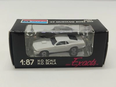  Monogram Mini Exacts 1:87 HO Scale White 1969 Ford Mustang Boss 302 - Image 1 of 4