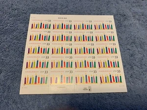 Briefmarken USA - 1999 33c Chanukka - 20 Briefmarkenbogen - Scott #3352 - Bild 1 von 1