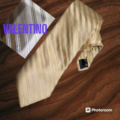 VALENTINO ROMA EXQUISITO ITALIANO CLÁSICO TEJIDO SEDA, NUEVO CON ETIQUETAS $135 Foto 1 de 4